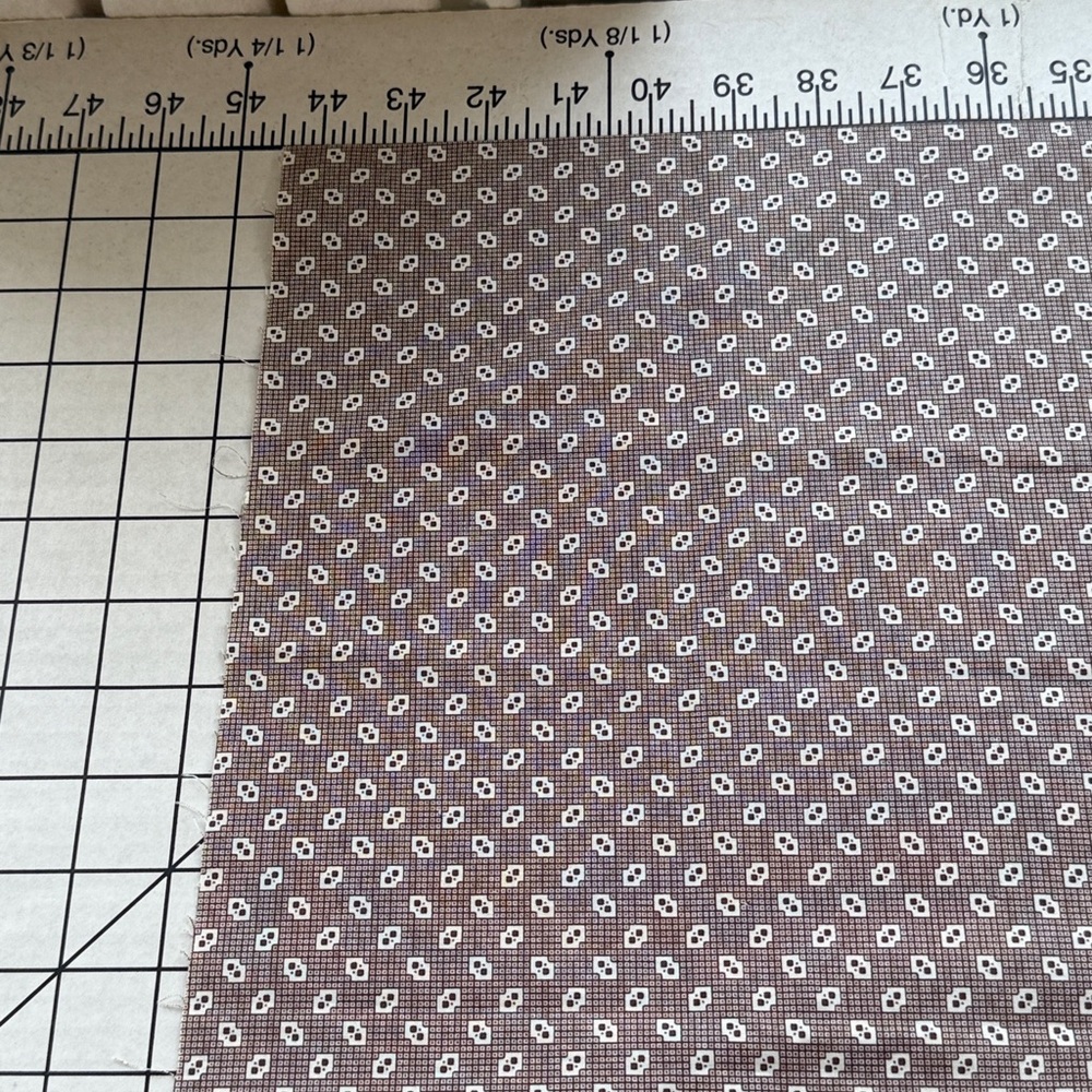Judie Rothermel Reproduction Quilting Fabric – Brown Geometric Print – 44”x44” - Picture 10 of 10